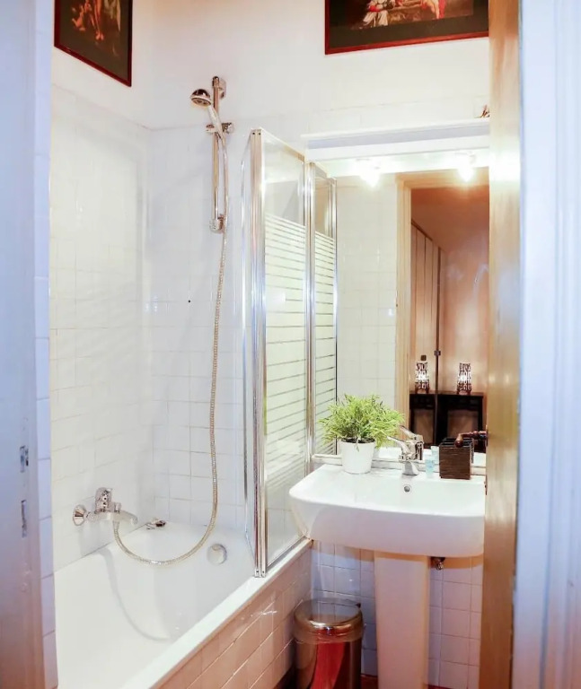 Campo dei Fiori 2 Bedroom Apartment