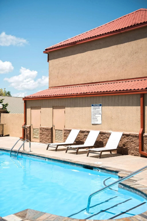 Americas Best Value Inn & Suites-Griffin