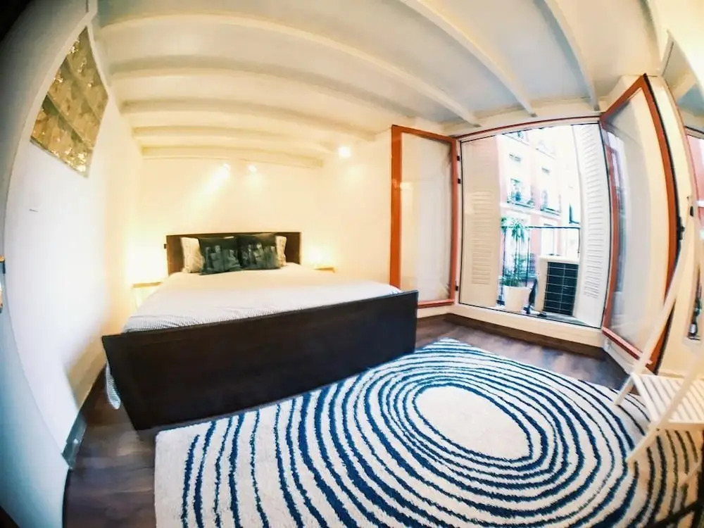 Lollipop Flats City Center Suite II