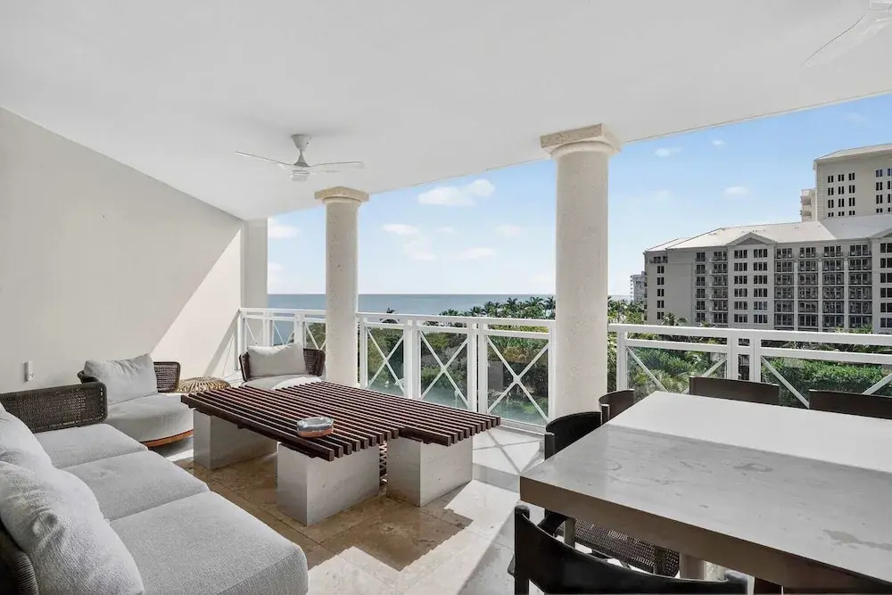 Coastal Enclave Key Biscayne Oceanview w Pool