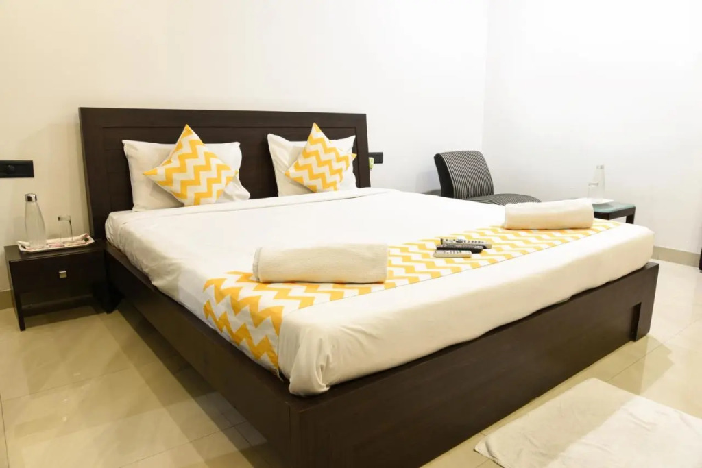 FabHotel Hill View Jubilee Hills