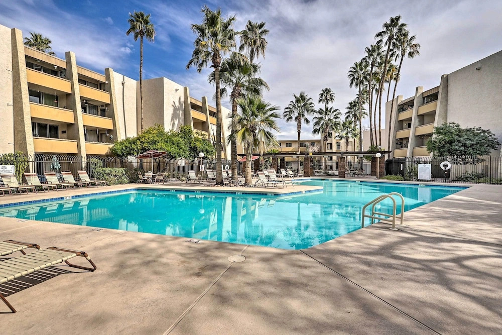 Old Town Oasis! Modern Unit w/ Resort-style Pool