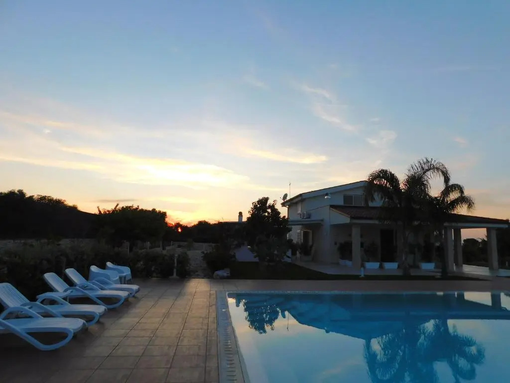Villa Maria - Appartamenti in villa con piscina