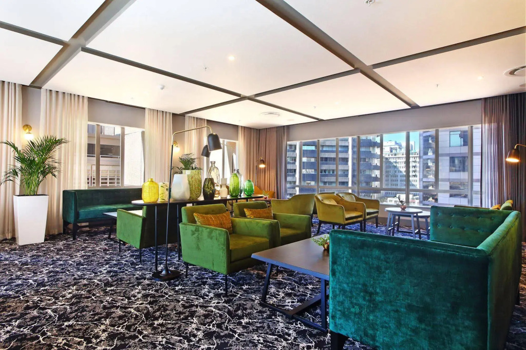Triangle Luxury Suites by Totalstay