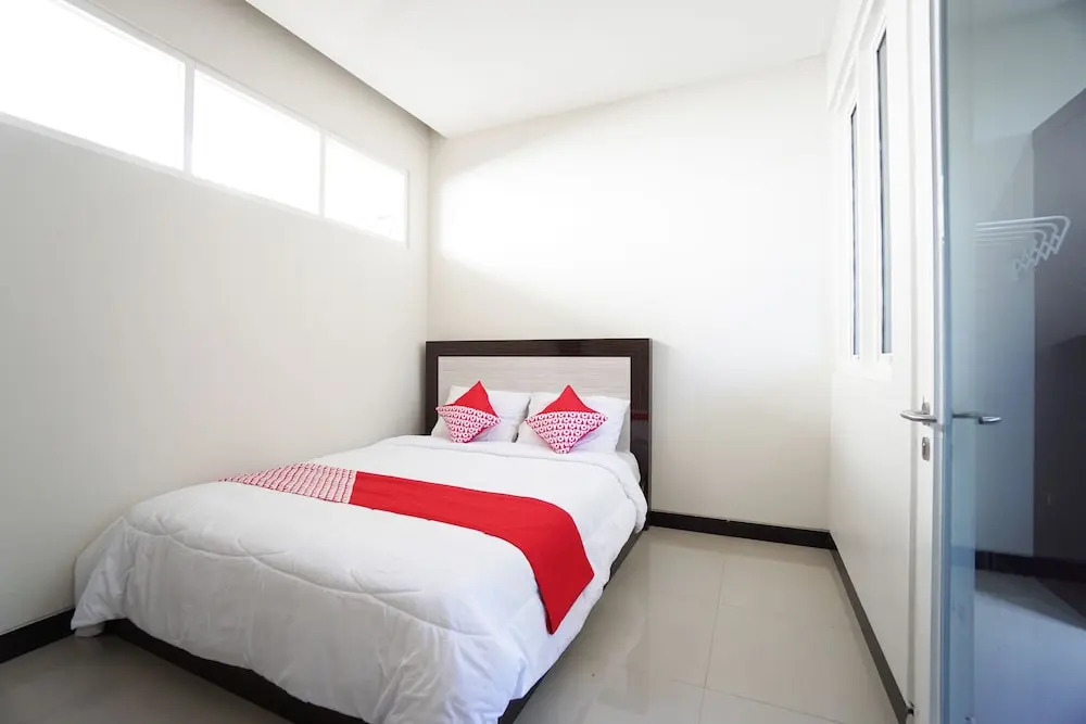 Felizcha House by Oyo Rooms