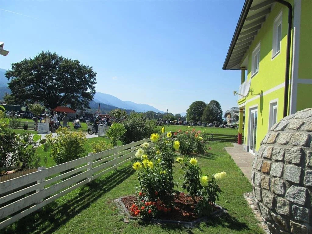Apartments Steger