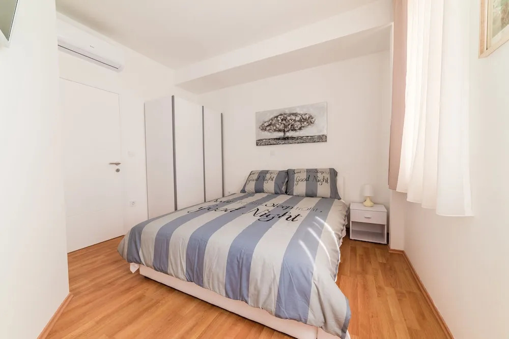 Center Of Zagreb F12 Apartments