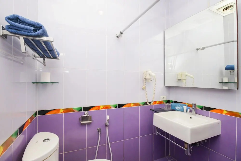 Airy Blok M Melawai Sepuluh 12 Jakarta