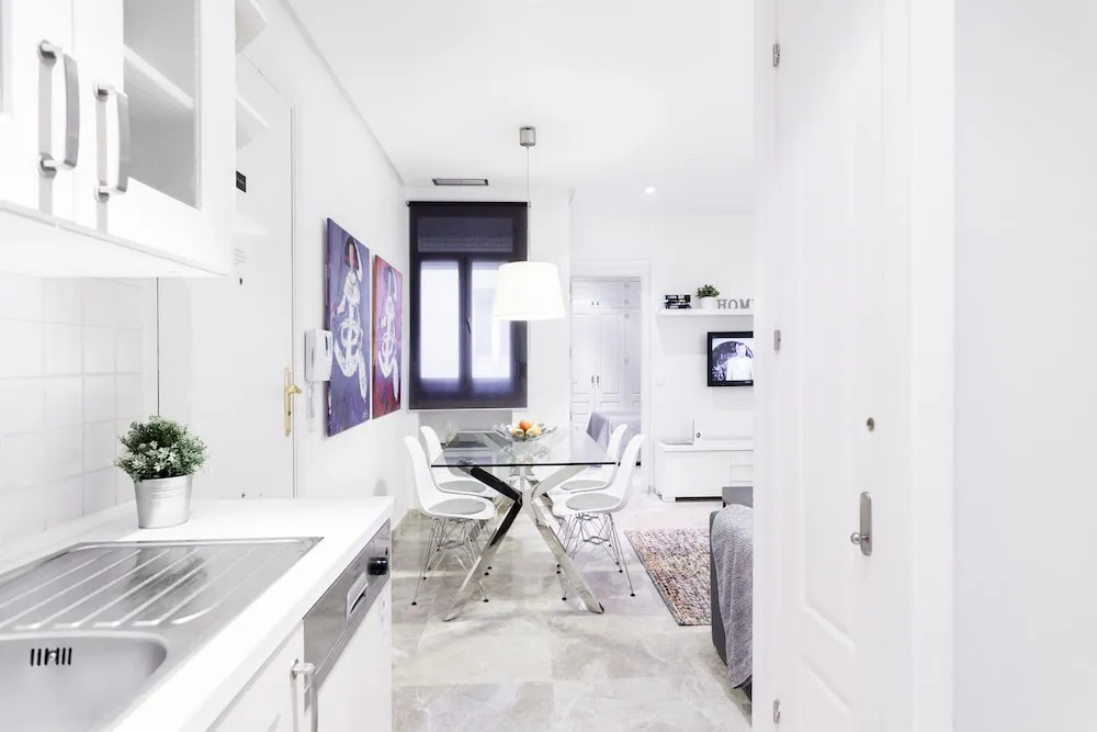 Serrano Apartment by Flatsweethome