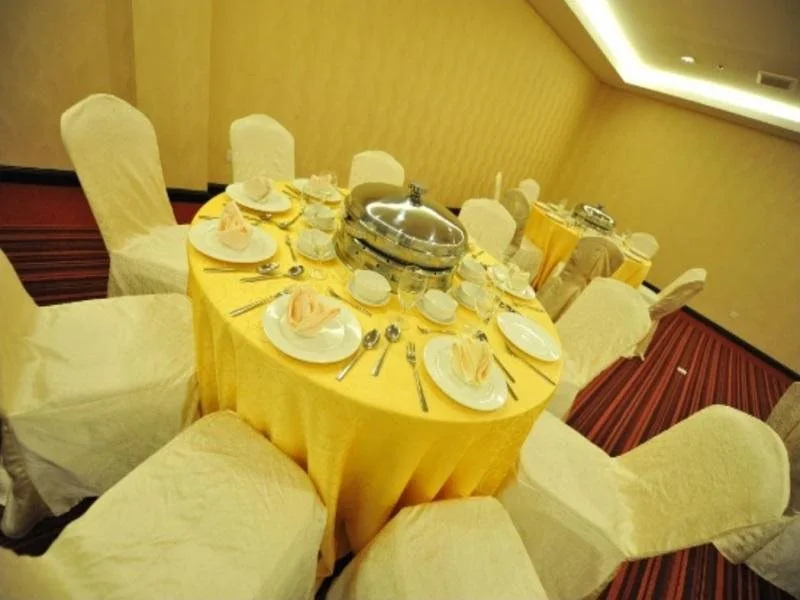 11@Century Hotel