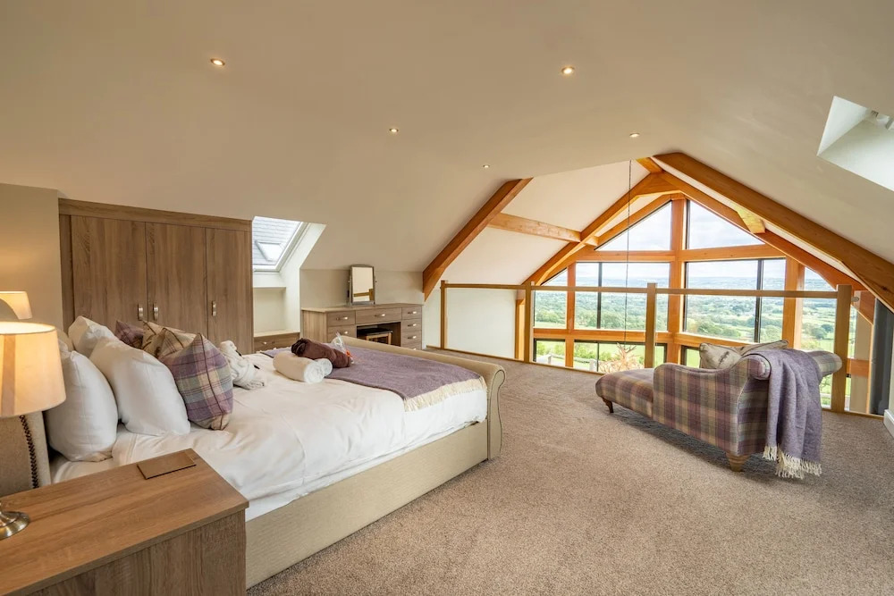 Valley View Lodge Sleeps 8 With Hot Tub
