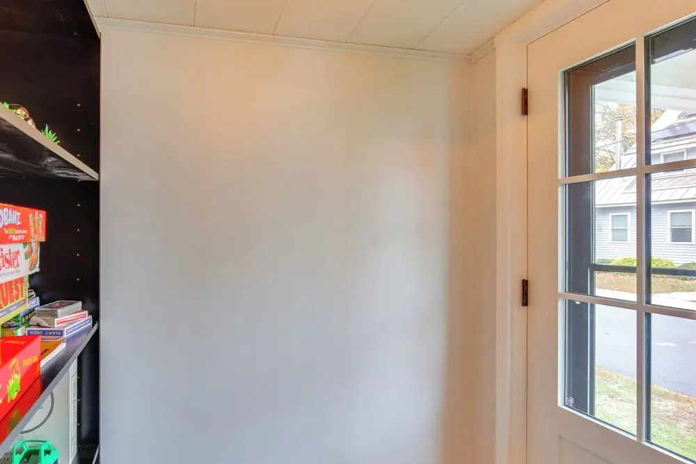 Comfortable Lincoln Home: Walk to Main Street!