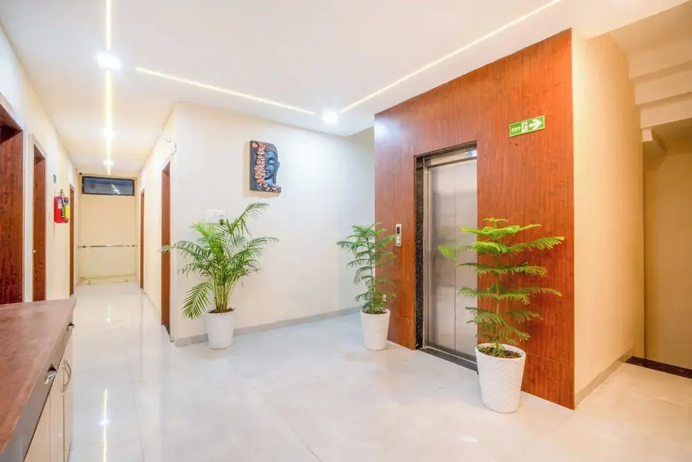 Hotel Clover Inn by Onyx Group