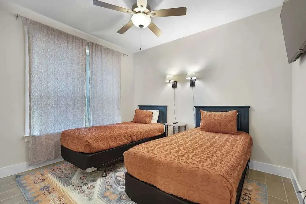 Pristine 3-bedroom Home Near Canyon Lake!