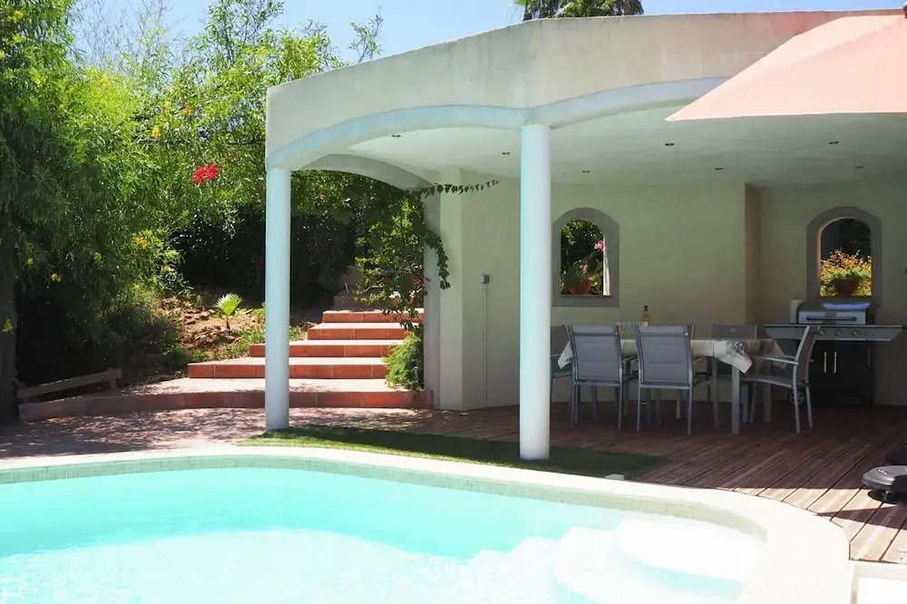 Pretty and Modern Villa With Private Pool, Cavalaire-sur-mer