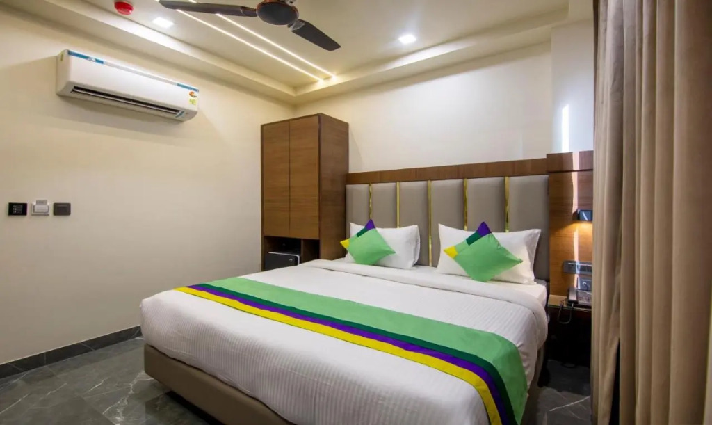 Treebo Royal Comfort