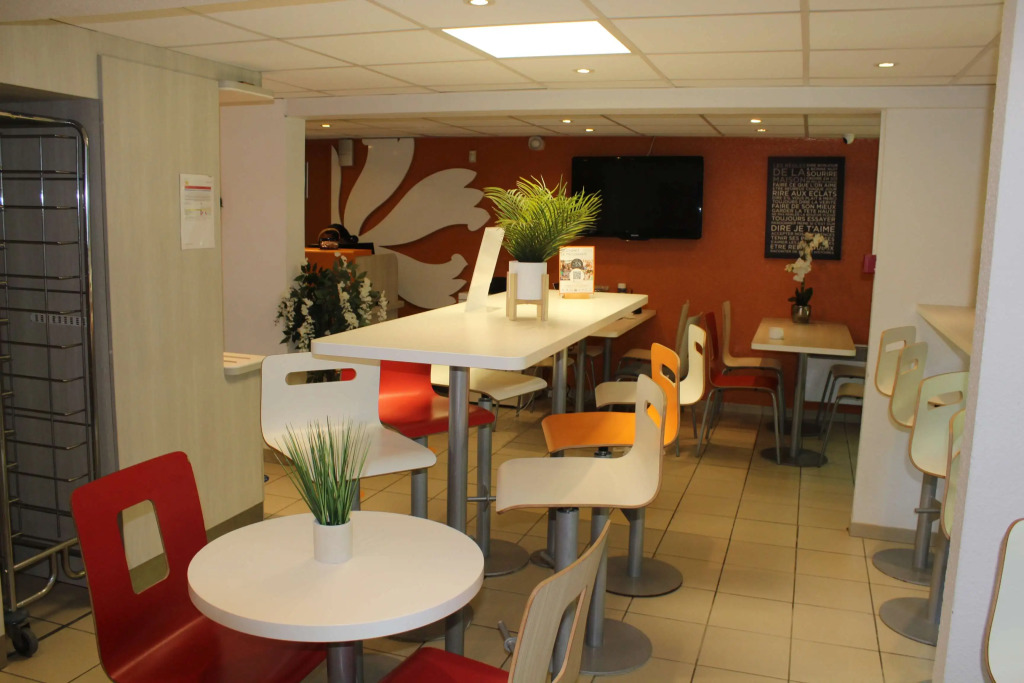 Premiere Classe St Quentin en Yvelines Elancourt