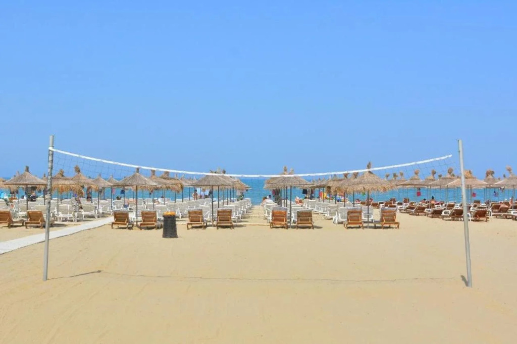 Sandy Beach Resort
