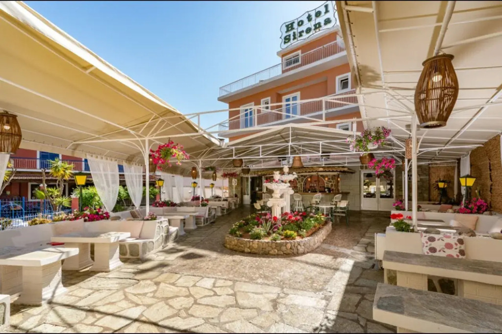 Hotel Sirena Beach
