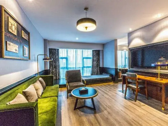 Orange Hotel (Suzhou Dongsha Lake, Xiandai Avenue)