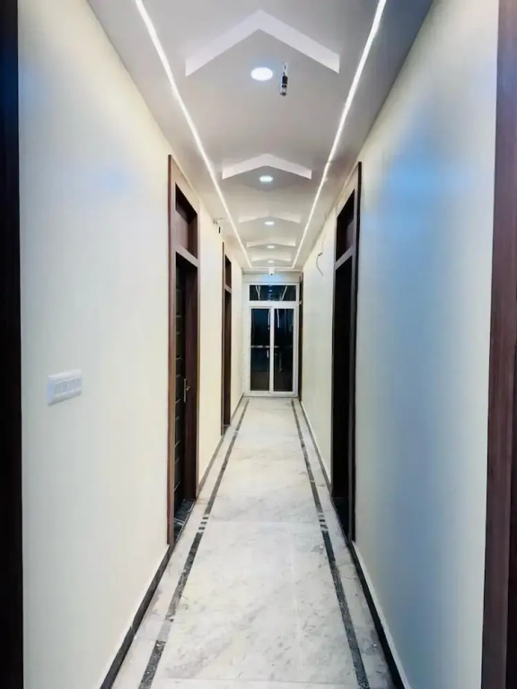 KashVi Hotels