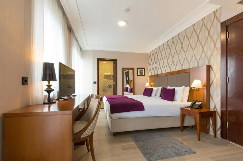Xenon Hotel & SPA
