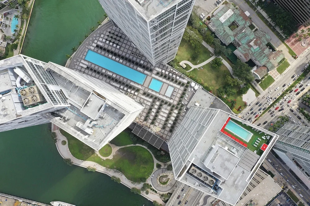 Miami World Rental - Iconbrickell 4810