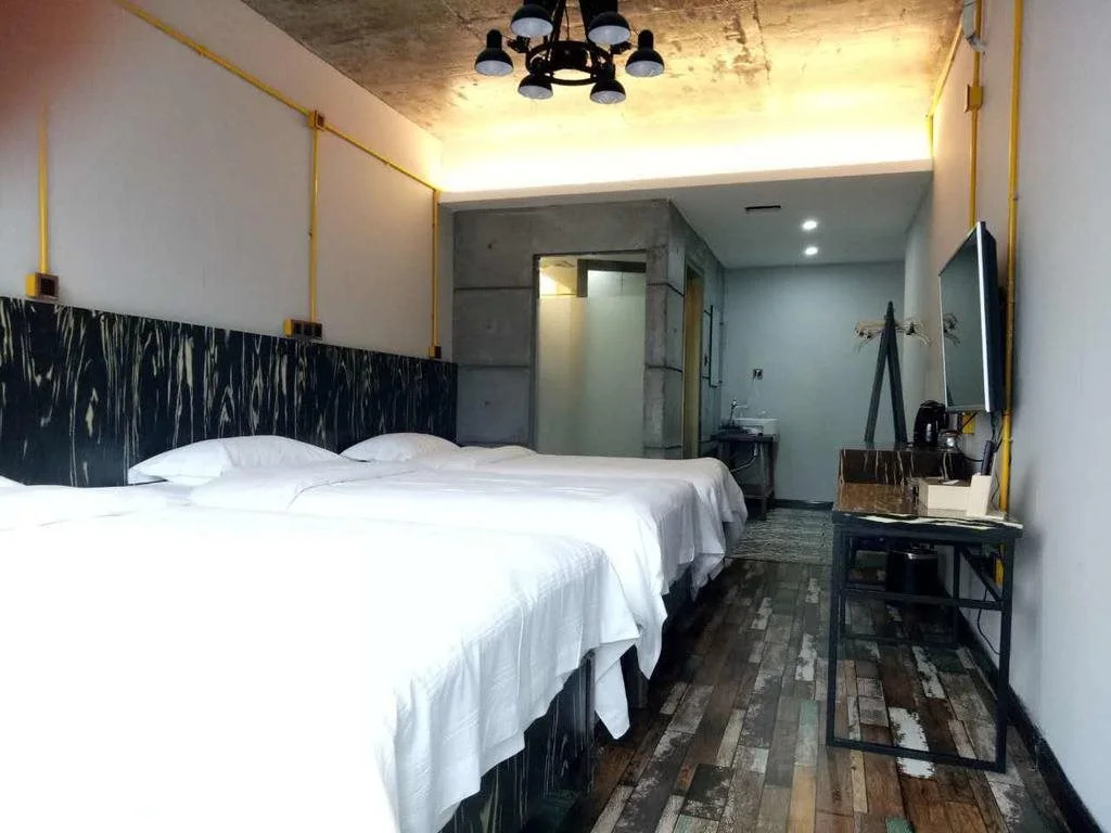 Mr F Boutique Hotel