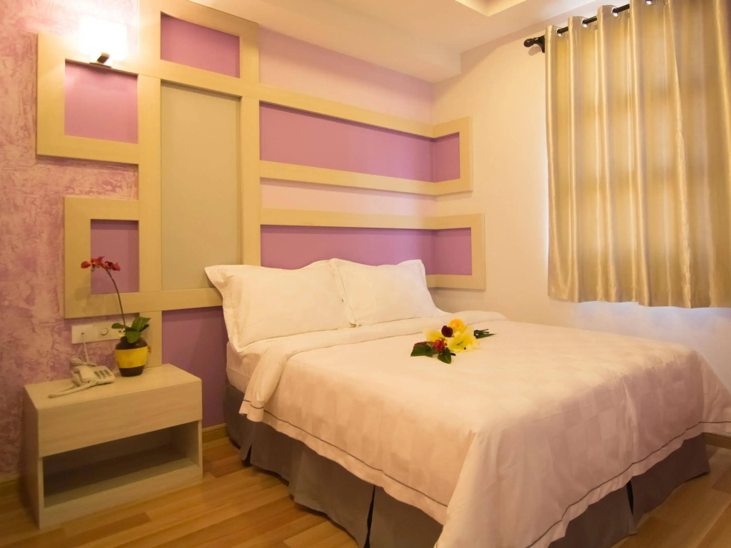Sunshine Inn Plus