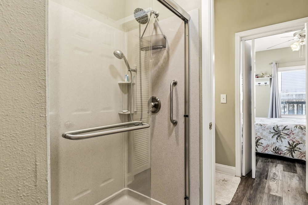 Blue Sky Breeze - 102 Tampico 4 Bedroom Home by RedAwning