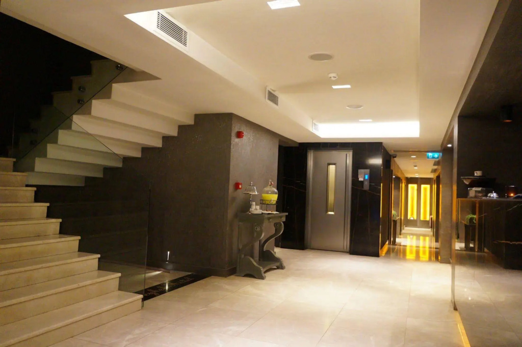 The New Hotel Zeybek