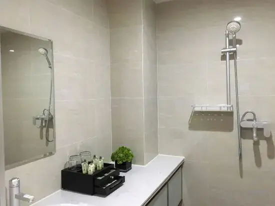 Yuan·Apartment (Shenzhen North Railway Station Hongshan Subway Station)