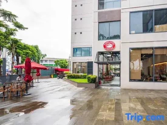Triostay Vinh Hoi Apartment - Skyline City Views