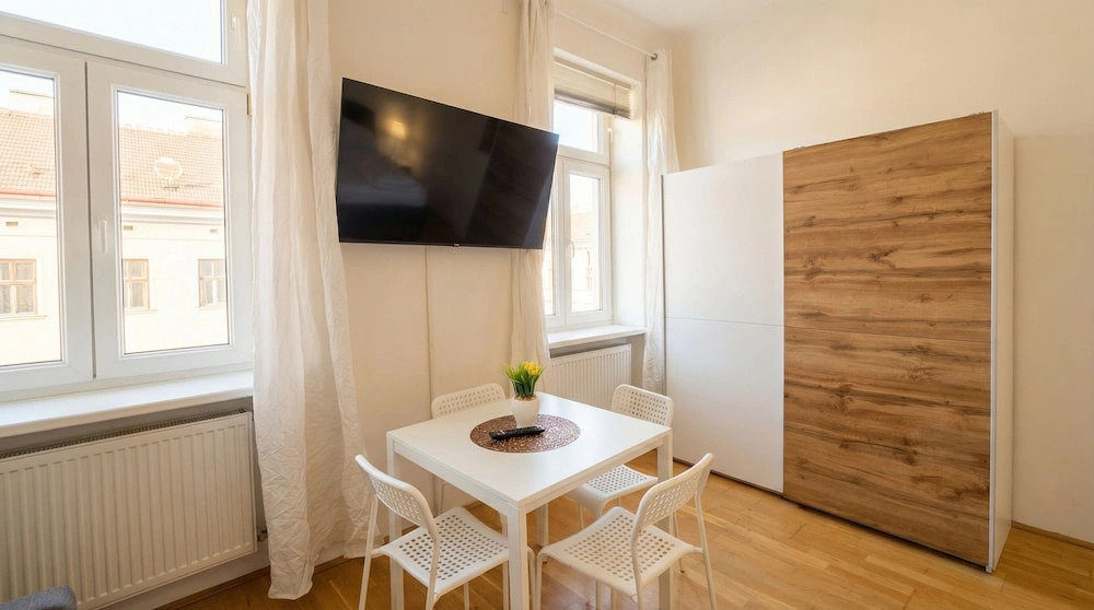 Stylish 1BR Apt near Wiener Stadthalle