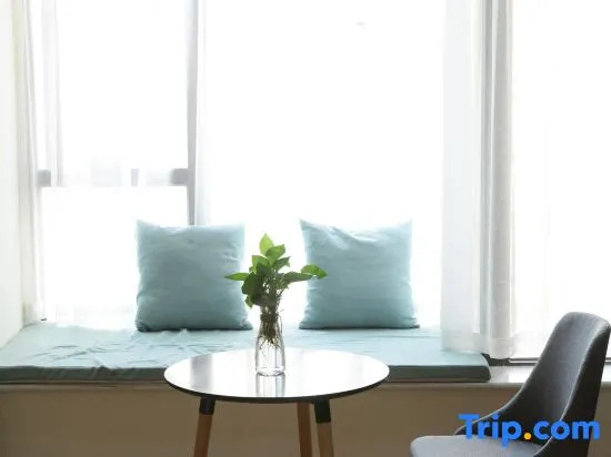Roman Time Art Apartment Hotel