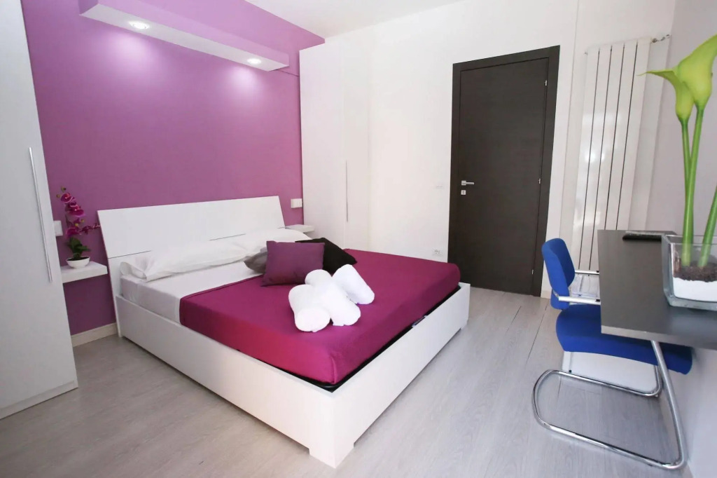 Iris Room