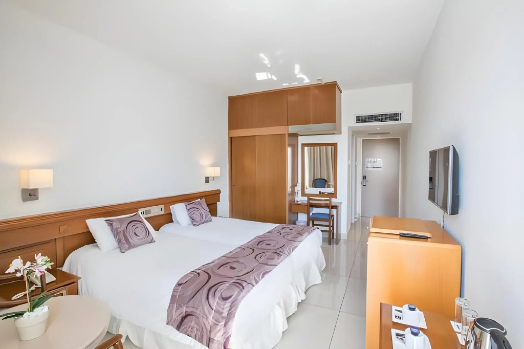 Tsokkos Protaras Beach Hotel