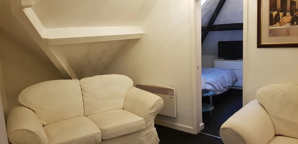 1 Bed Loft Flat Self Contained
