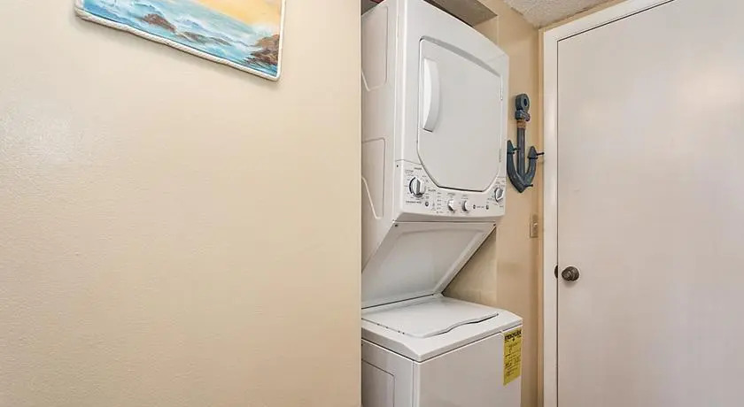 Pier Point 55 by Vacation Rental Pros