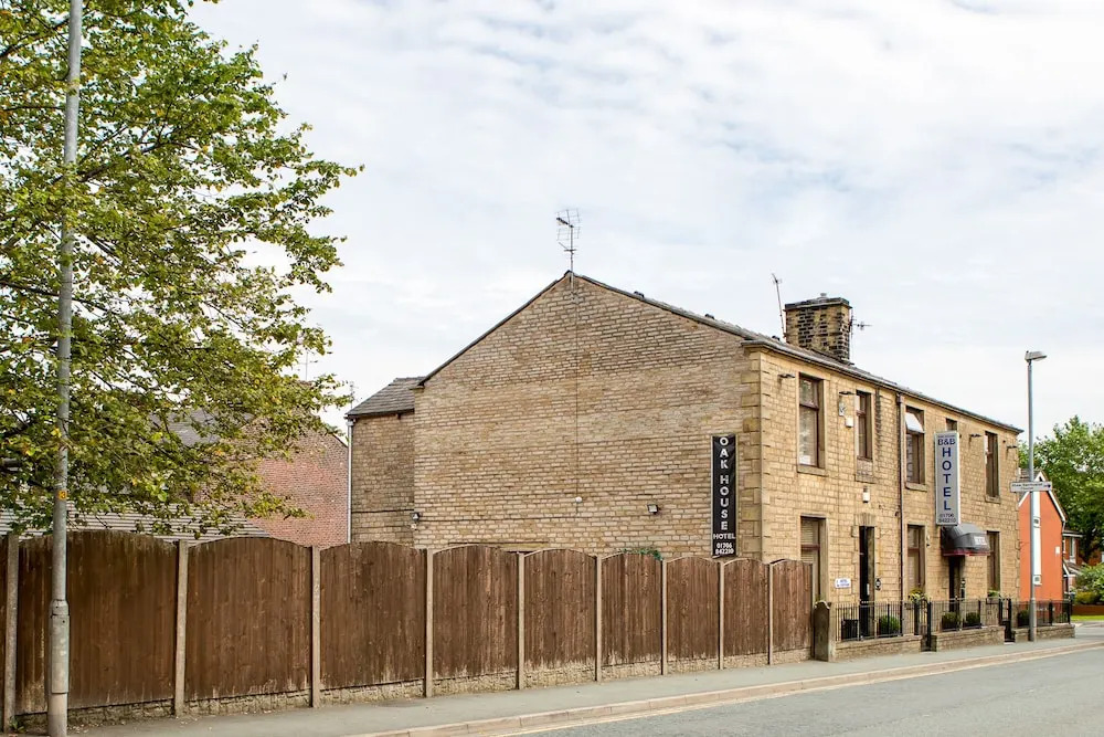 Oak House B&B