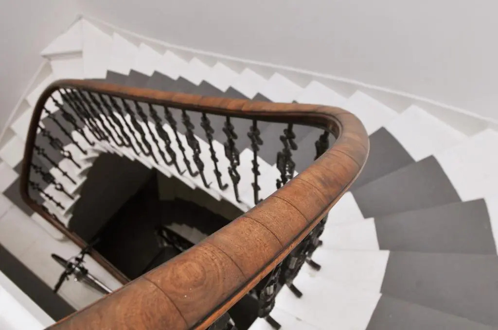 331 Attractive 2 bedroom apartment in Edinburgh's New Town