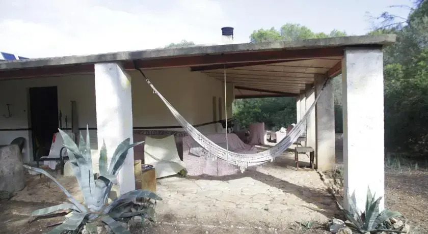Artistic Hippie Country Chalet