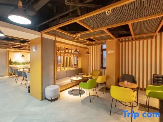 Tianjin Tairong Hotel