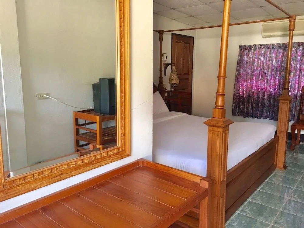 ห้วยน้ำรินรีสอร์ท The Creek Garden Resort