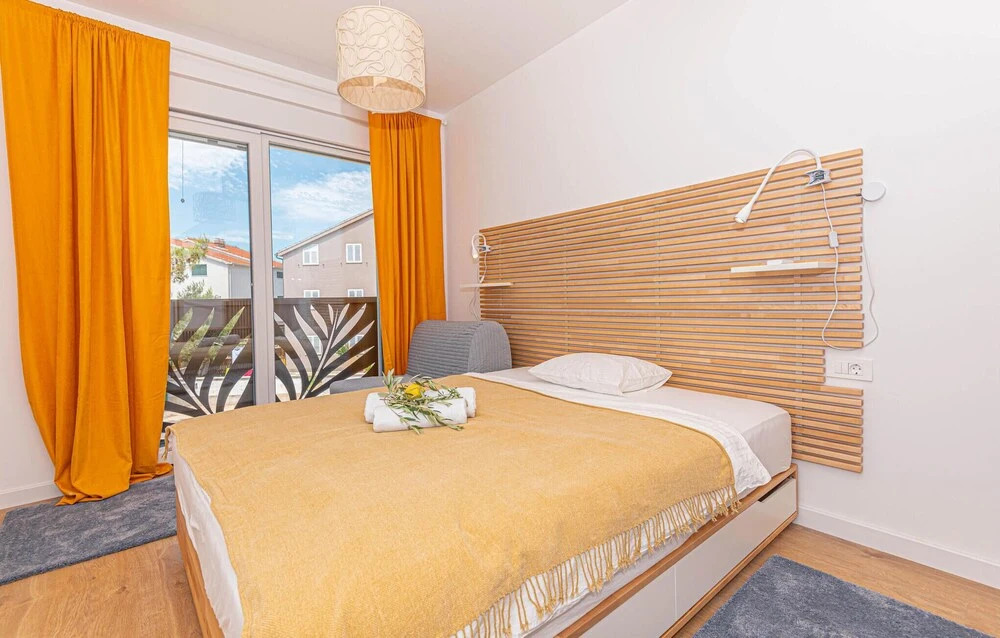 Beautiful Home in Srima With Outdoor Swimming Pool, Wifi and 3 Bedrooms