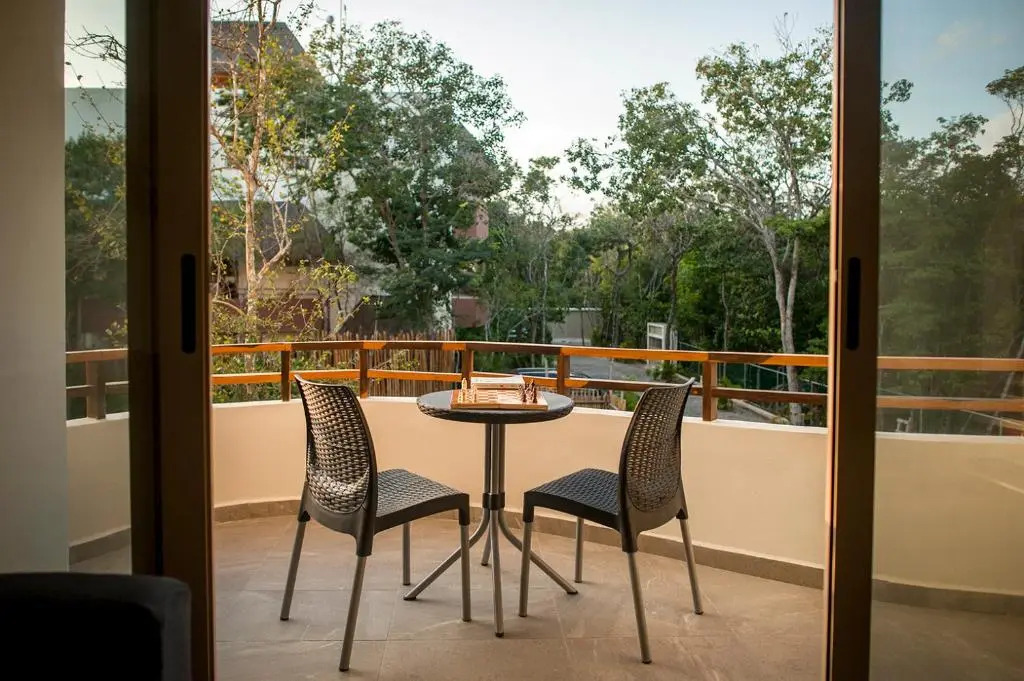 Serene modern condo, 2 BD & snorkel & 200 MB WIFI