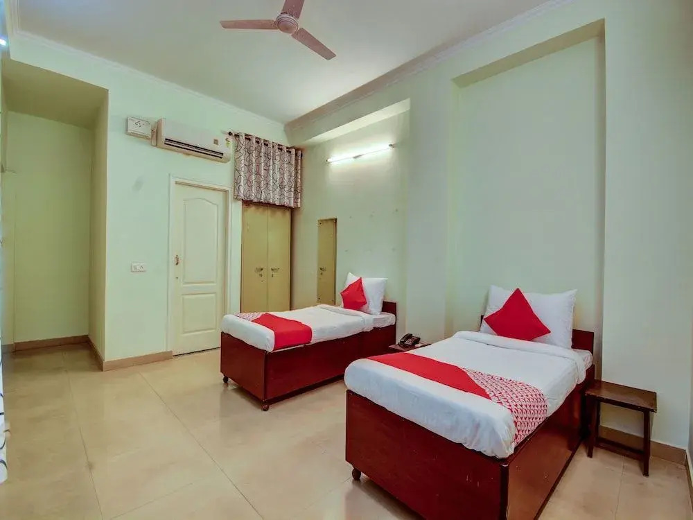 OYO 17071 Uma Kutir