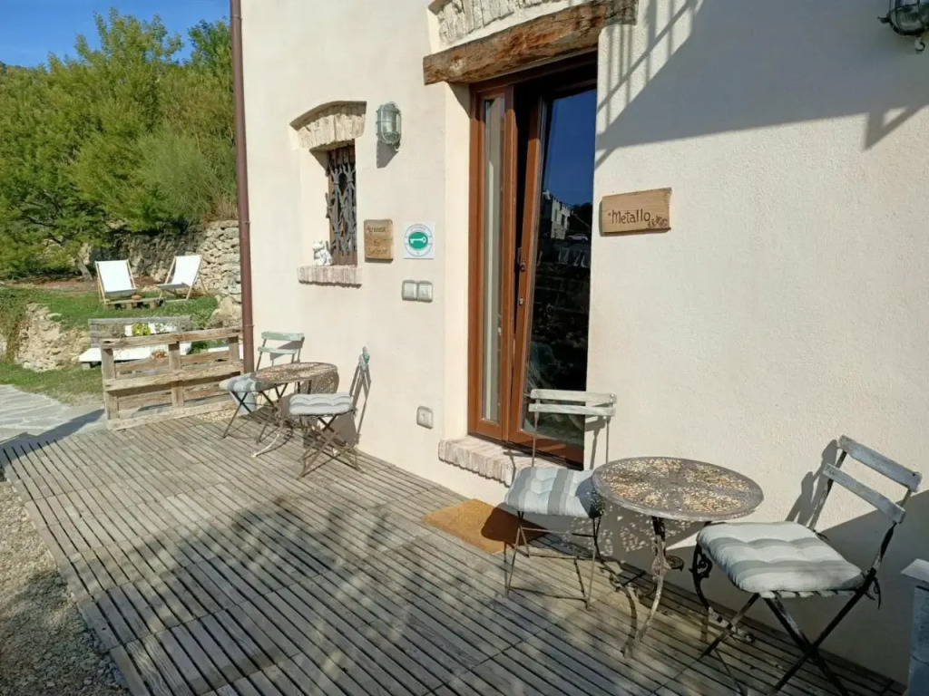 Agrilunassa Eco Guest House