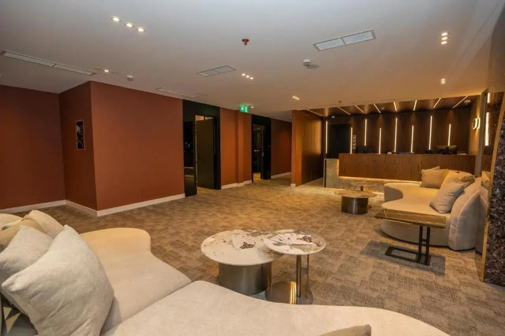 Hotel Consul