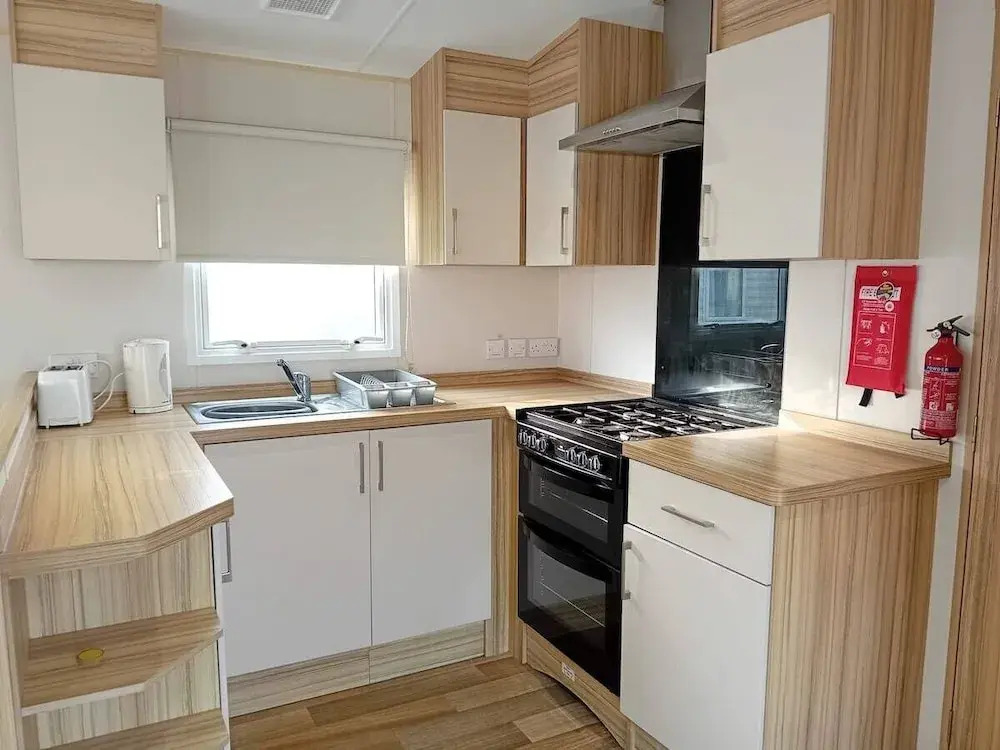 Golden Sands Plot A5 Bed Caravan